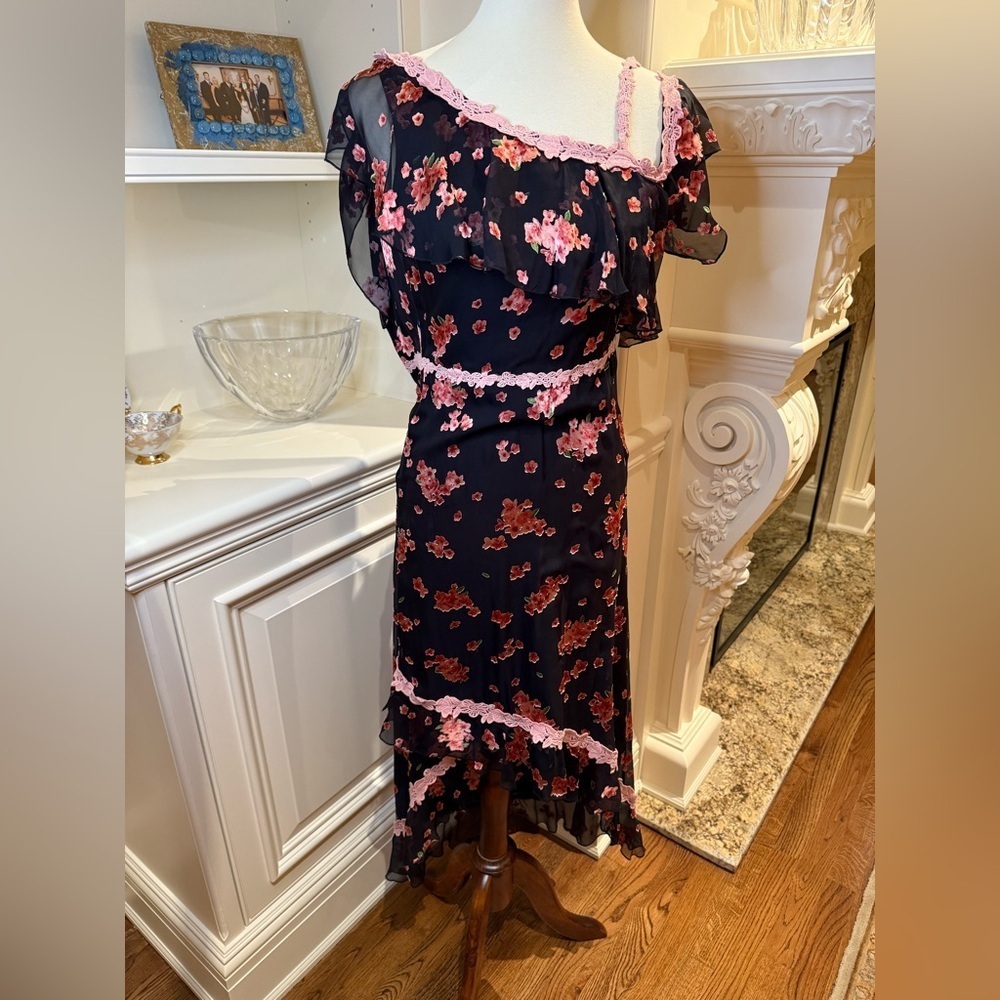 Alice + Olivia Caydon Floral ruffle one shoulder high low midi dress size 2 - Picture 4 of 15